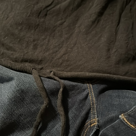 crop top - Picture 2 of 3